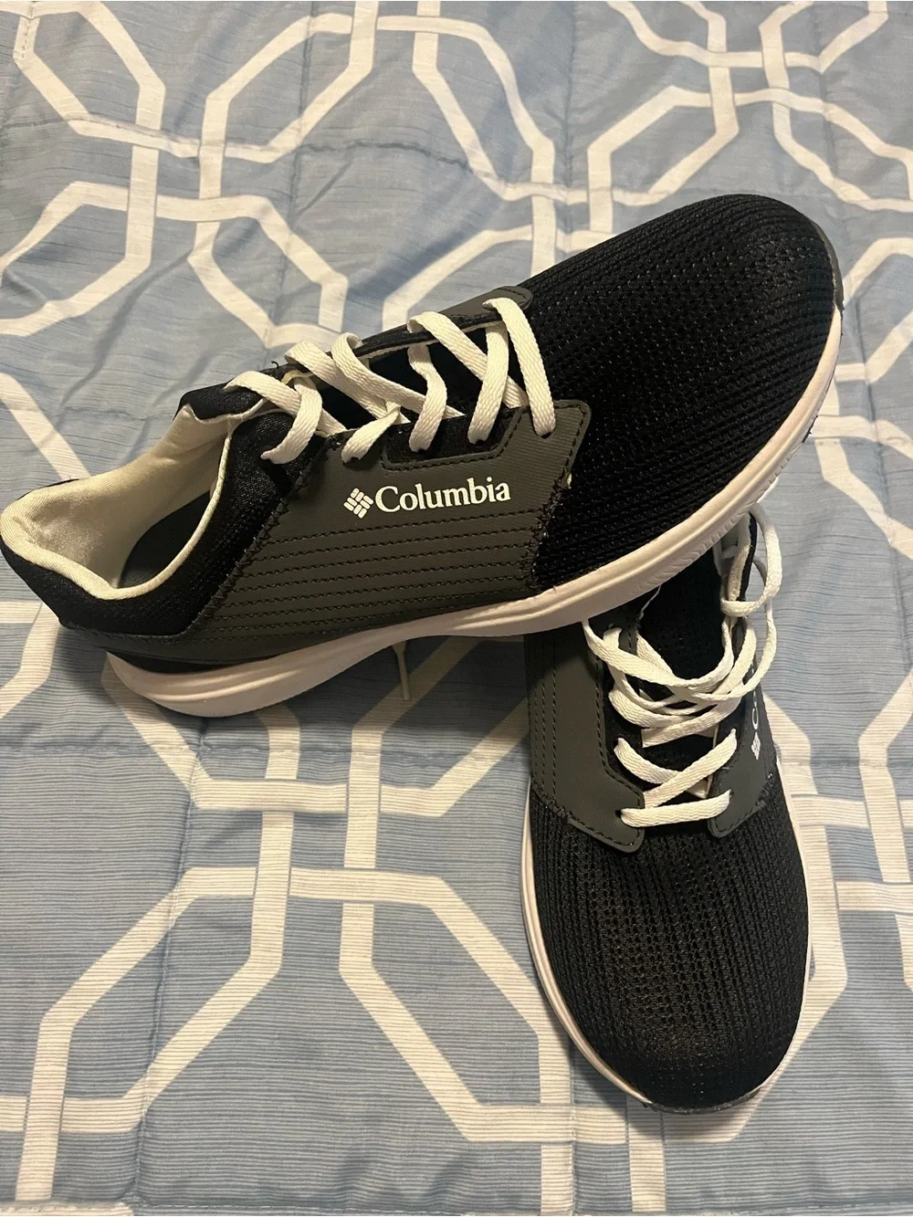 Columbia shoes for women’s, NWOT